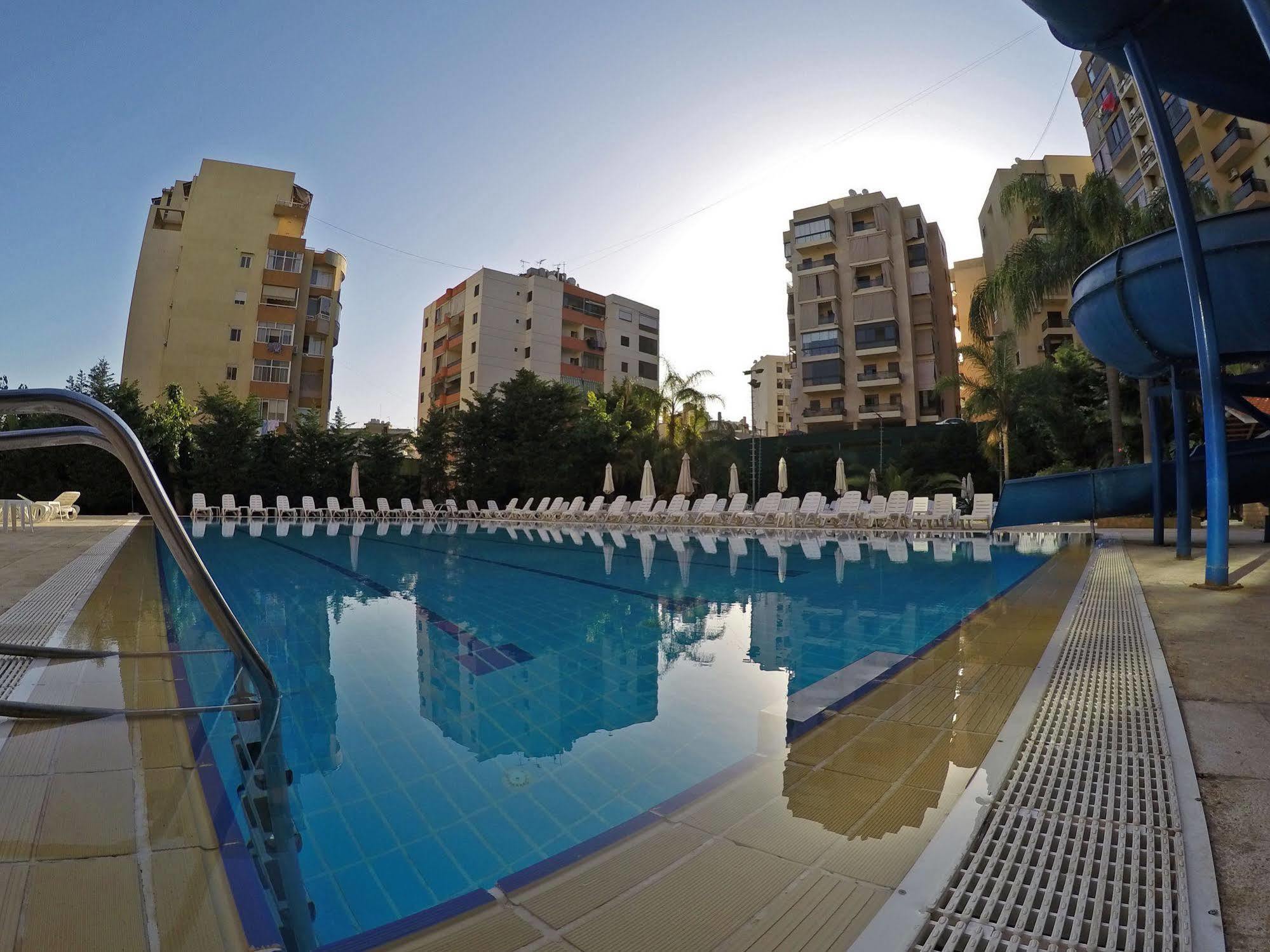 Cosmopolitan Hotel Beirut Exterior foto